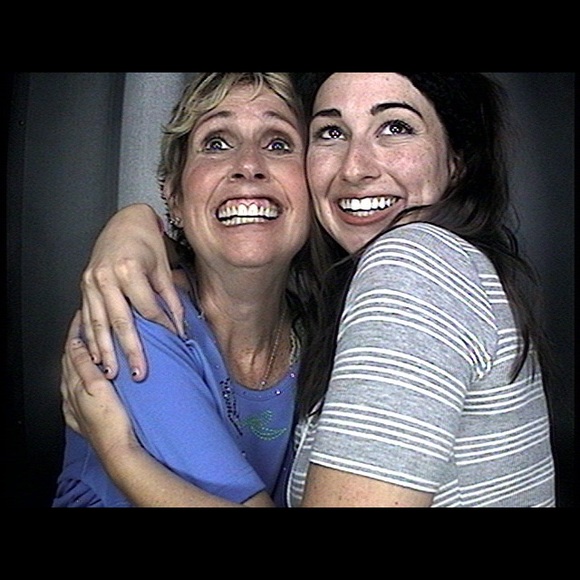 Meet your Posher, Lindsay - Picture 5 of 5